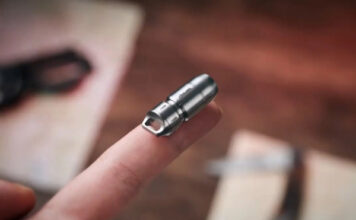 YSmart представила трехсантиметровый светодиодный фонарик Bullet3