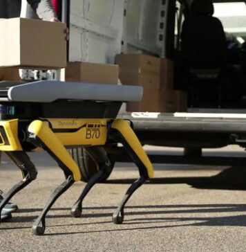 Знаменитый робопес Spot от Boston Dynamics готовится стать разносчиком посылок