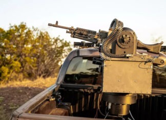Роботизированная боевая система Bullfrog M240 может самостоятельно отслеживать и выцеливать людей