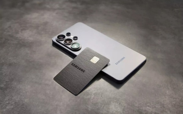 Samsung выпустила собственную кредитную карту &mdash; через семь лет после Apple