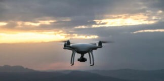 Компания Meteoric предлагает разгонять облака с помощью дронов
