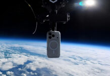 Смартфон в серийном чехле RHINOSHIELD выдержал падение из стратосферы