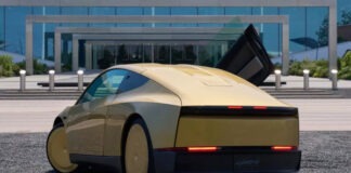 Tesla интегрировала Starlink во все беспилотные роботакси Cybercab