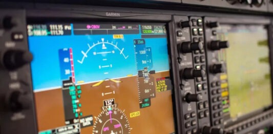 Норвежские эксперты 40 минут убеждали систему GPS вертолета, что он летит прямо в море