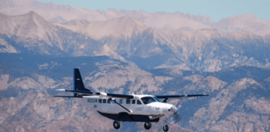 Самолет с беспилотной системой Joby Aviation автономно пересек Америку