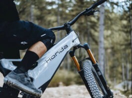 Honda готовит запуск электрического велосипеда для адреналиновых поездок по бездорожью
