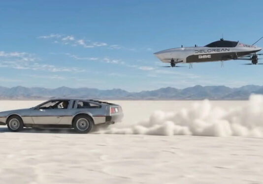 DeLorean включается в гонку летающих электромобилей