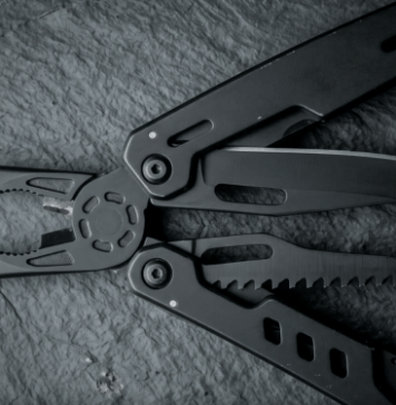 Мультитул Blackjaw — японское переосмысление Leatherman